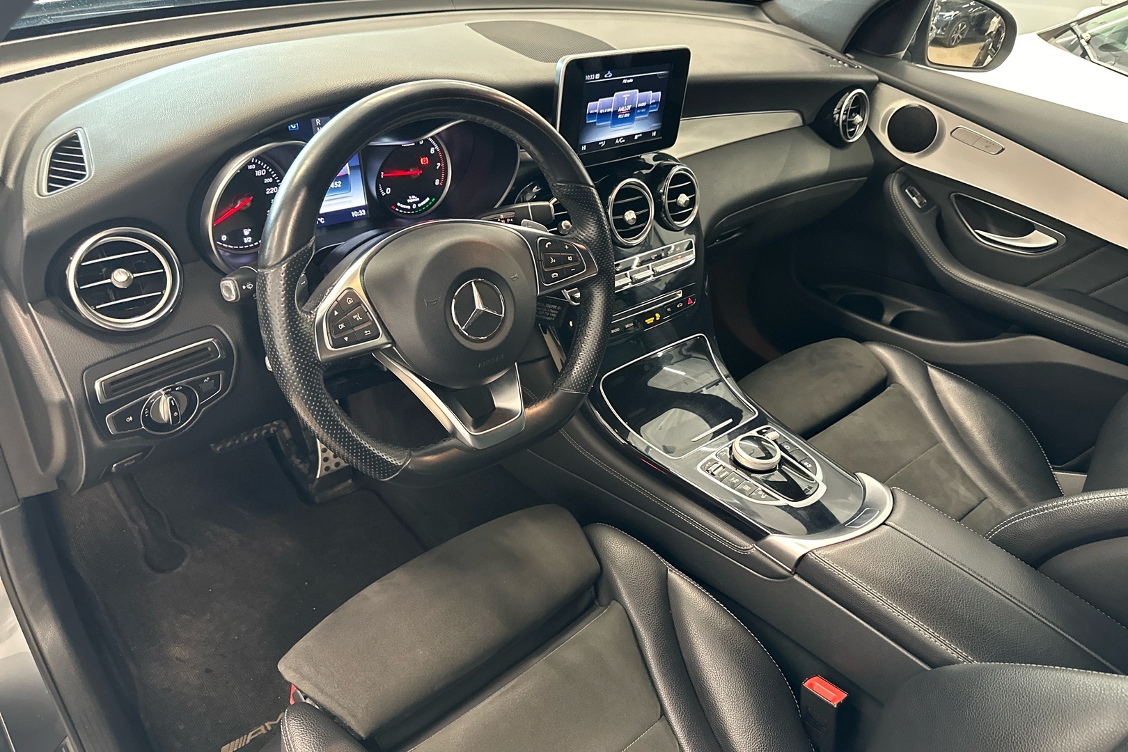 MERCEDES-BENZ GLC 2017