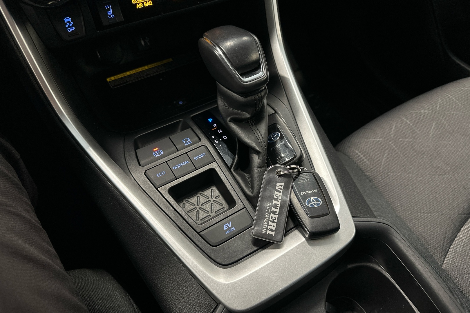 TOYOTA RAV4 2019