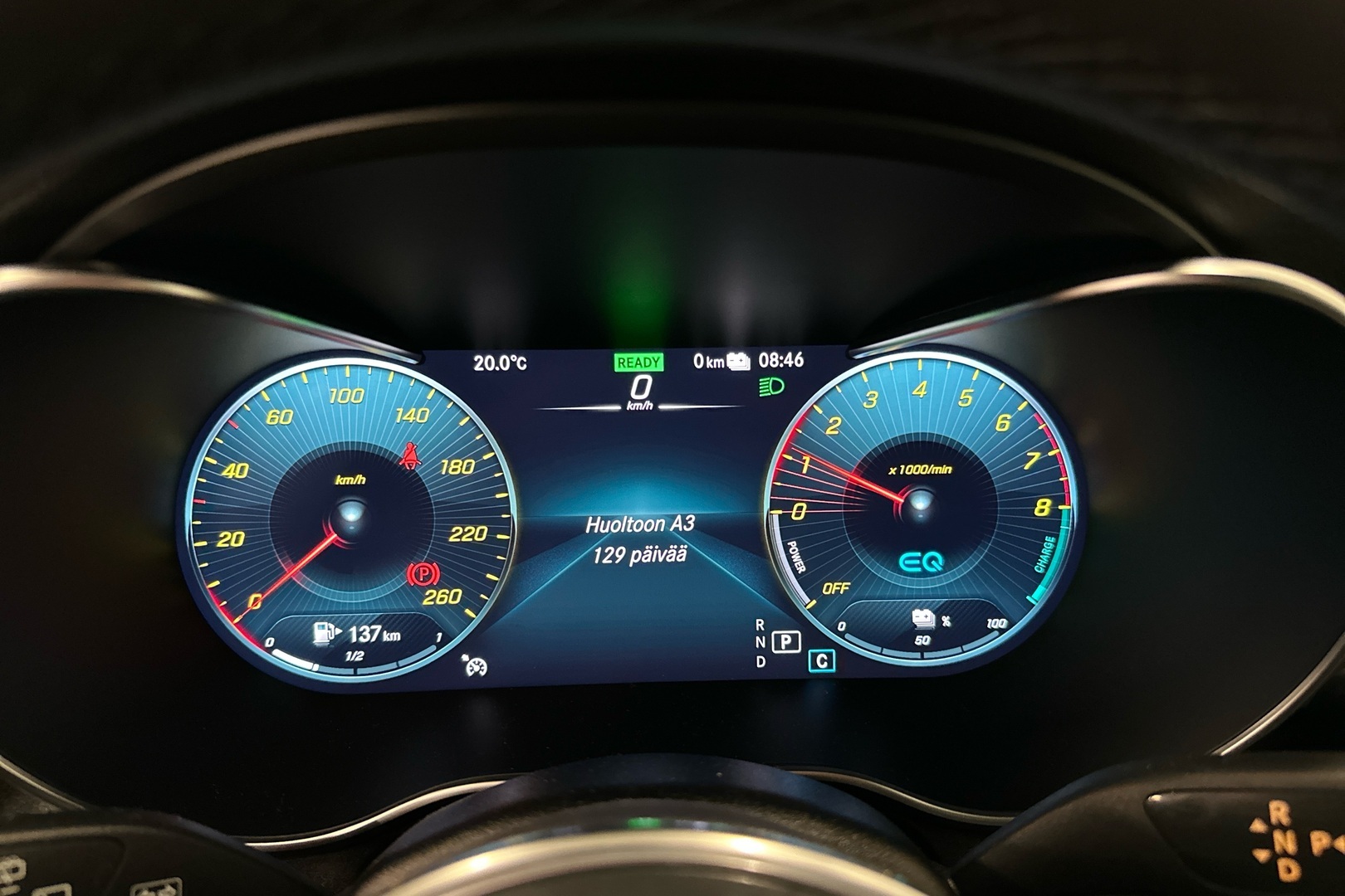 MERCEDES-BENZ GLC 2022