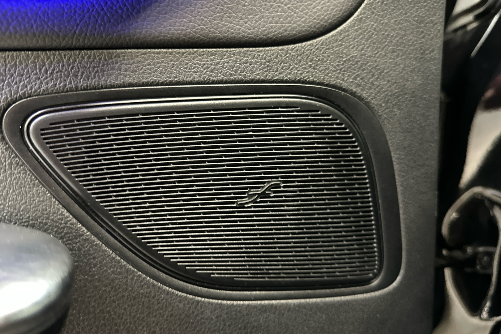 MERCEDES-BENZ EQE 2023