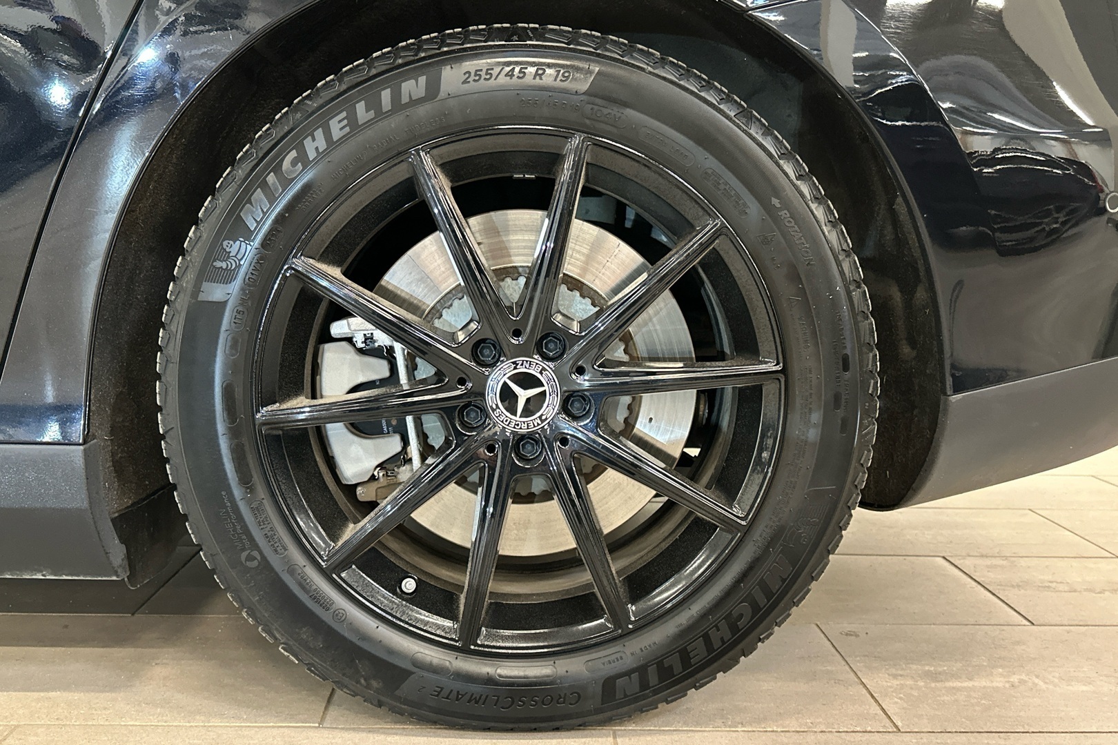 MERCEDES-BENZ EQE 2023