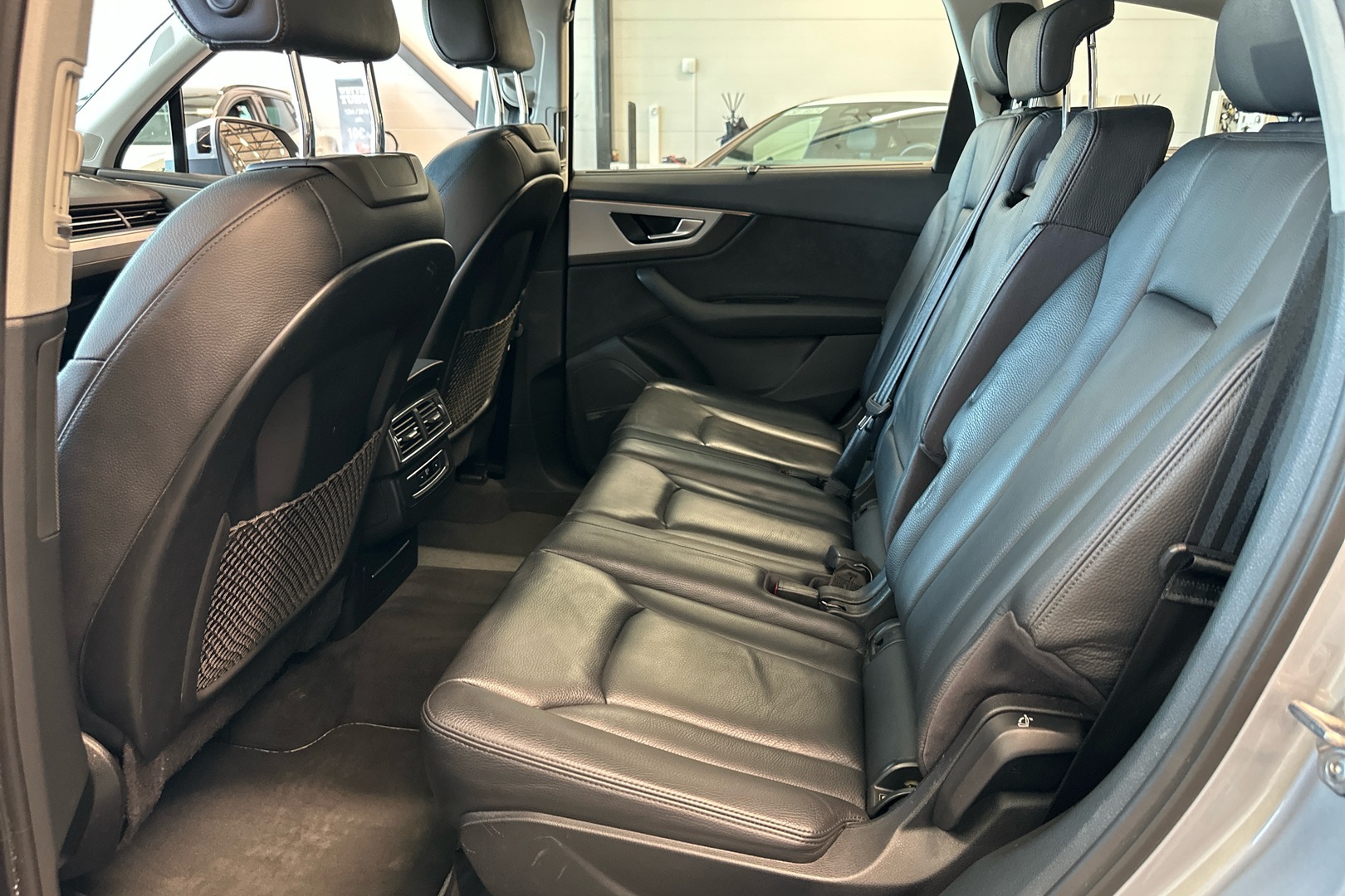 AUDI Q7 2016