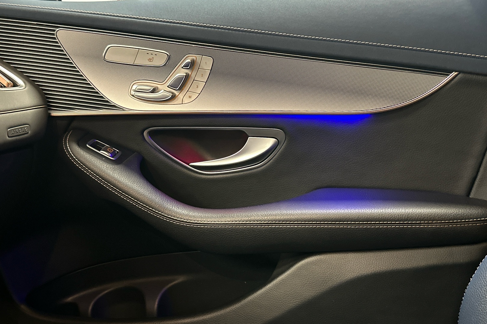MERCEDES-BENZ EQC 2019