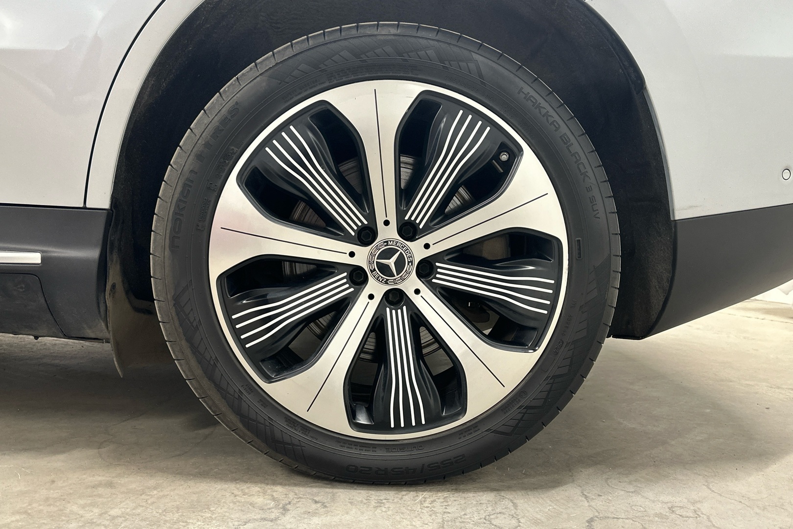 MERCEDES-BENZ EQC 2019