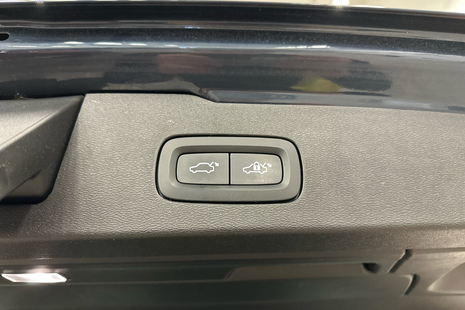 VOLVO V60 Cross Country 2021