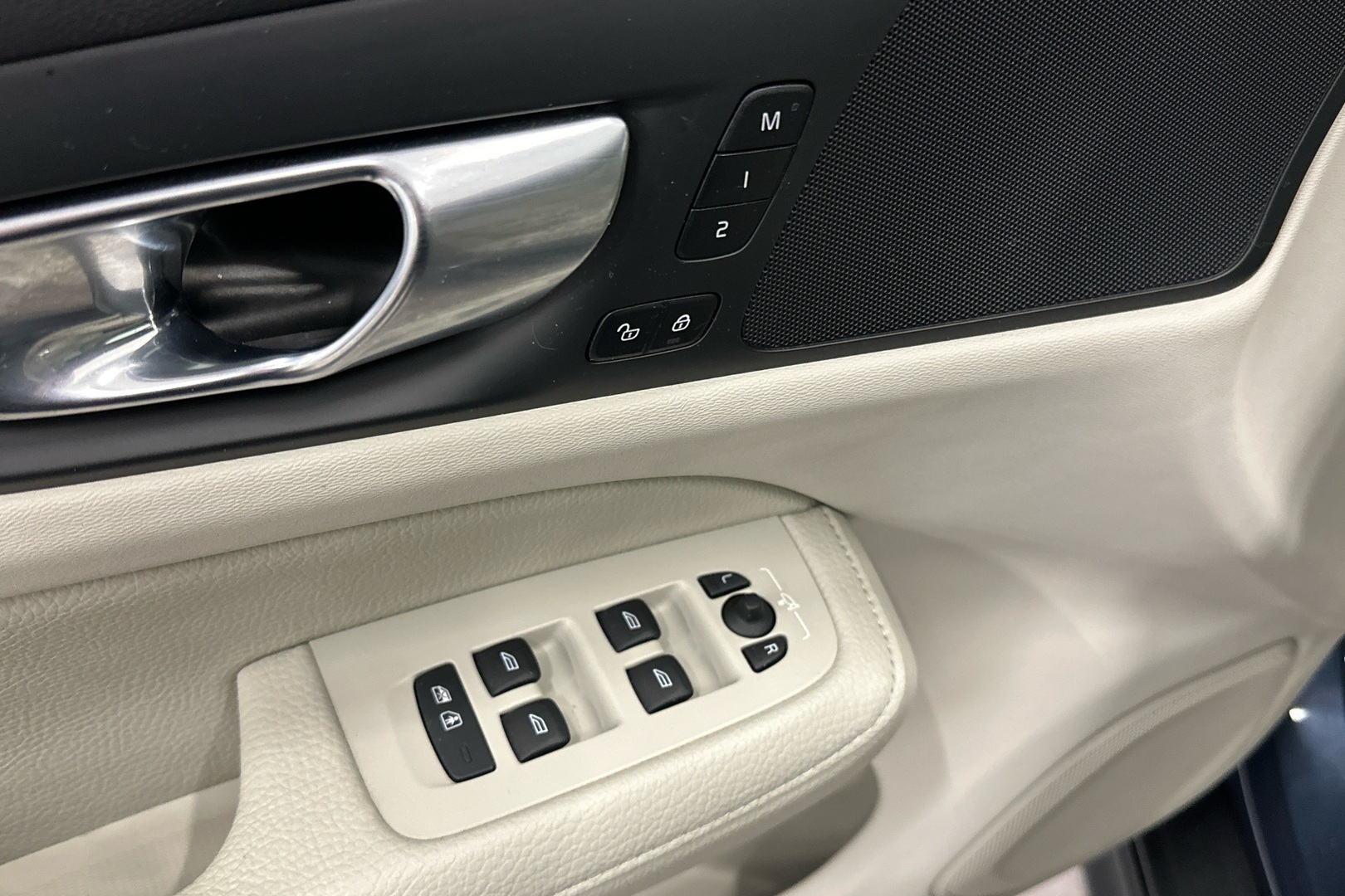 VOLVO V60 Cross Country 2021