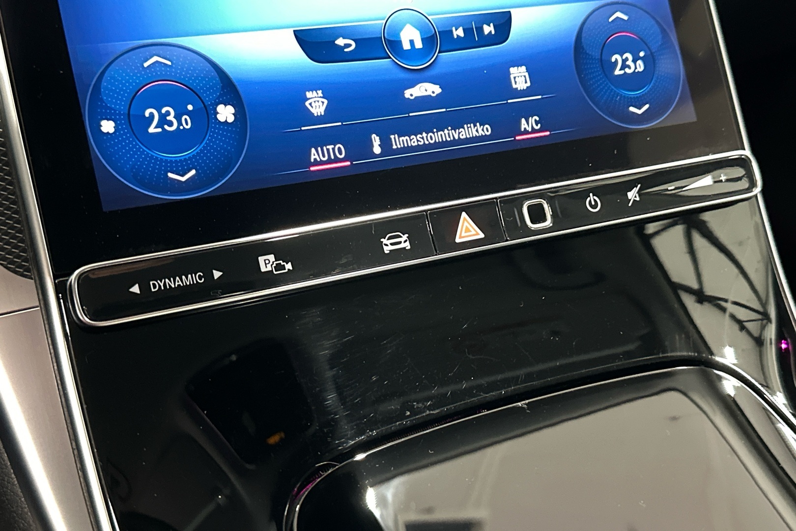 MERCEDES-BENZ C 2022