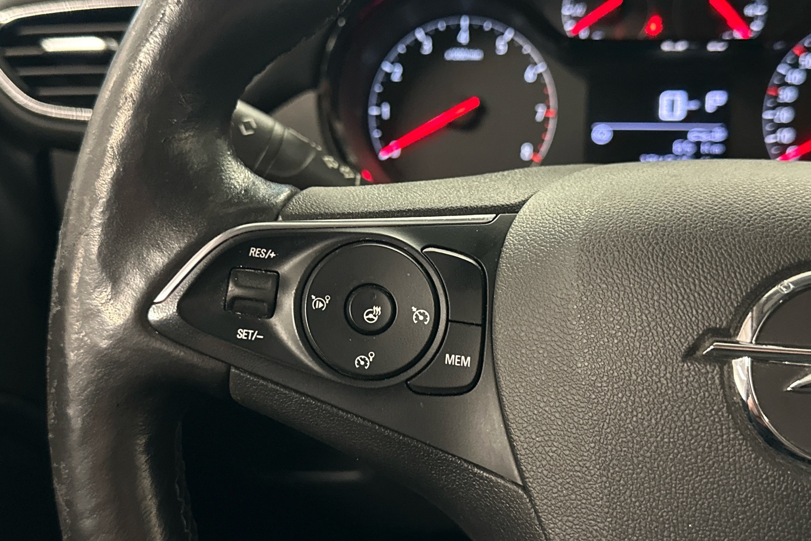 OPEL Crossland X 2018