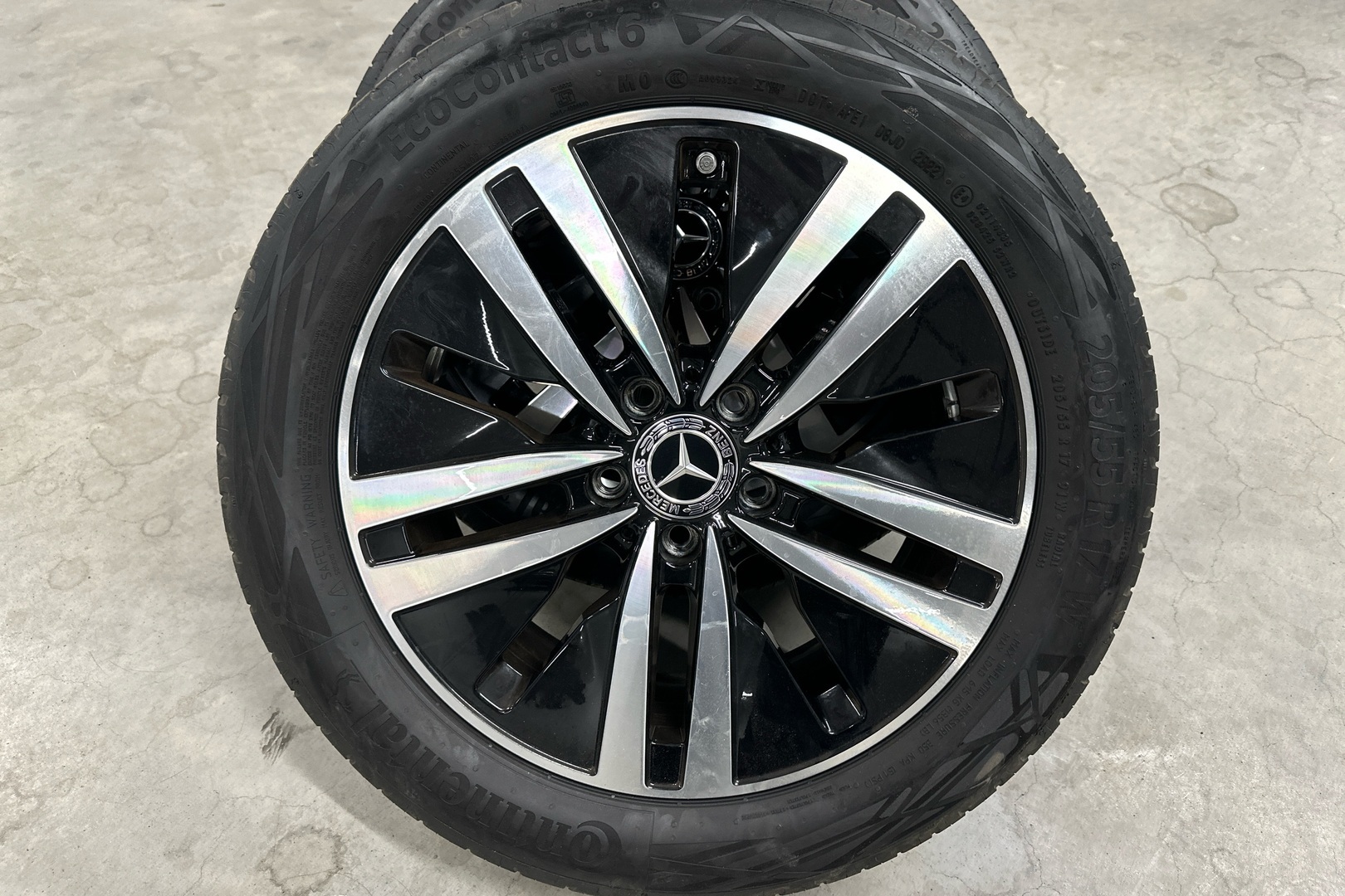 MERCEDES-BENZ A 2023