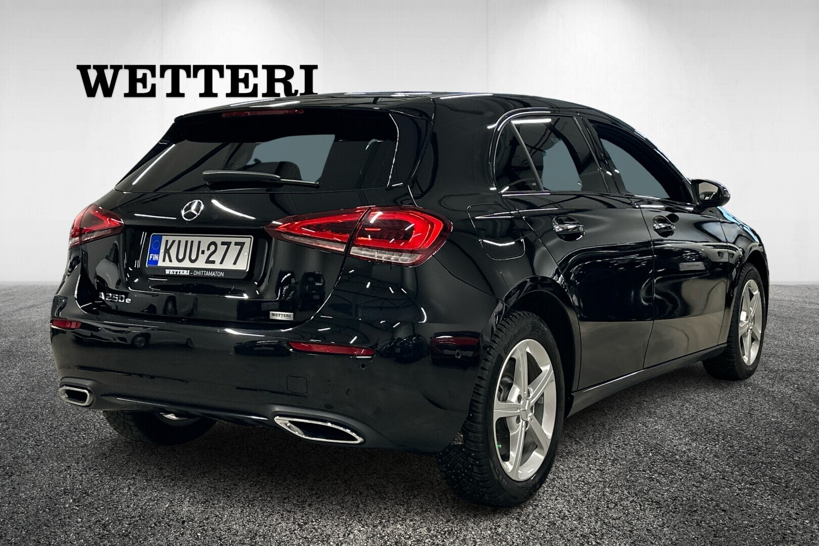 MERCEDES-BENZ A 2023