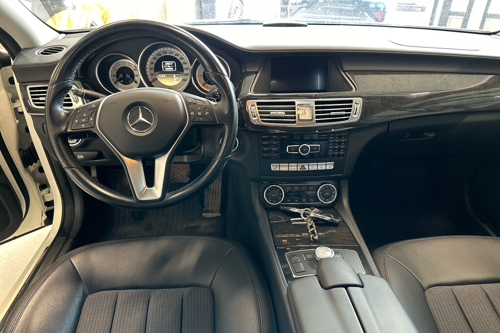 MERCEDES-BENZ CLS 2012