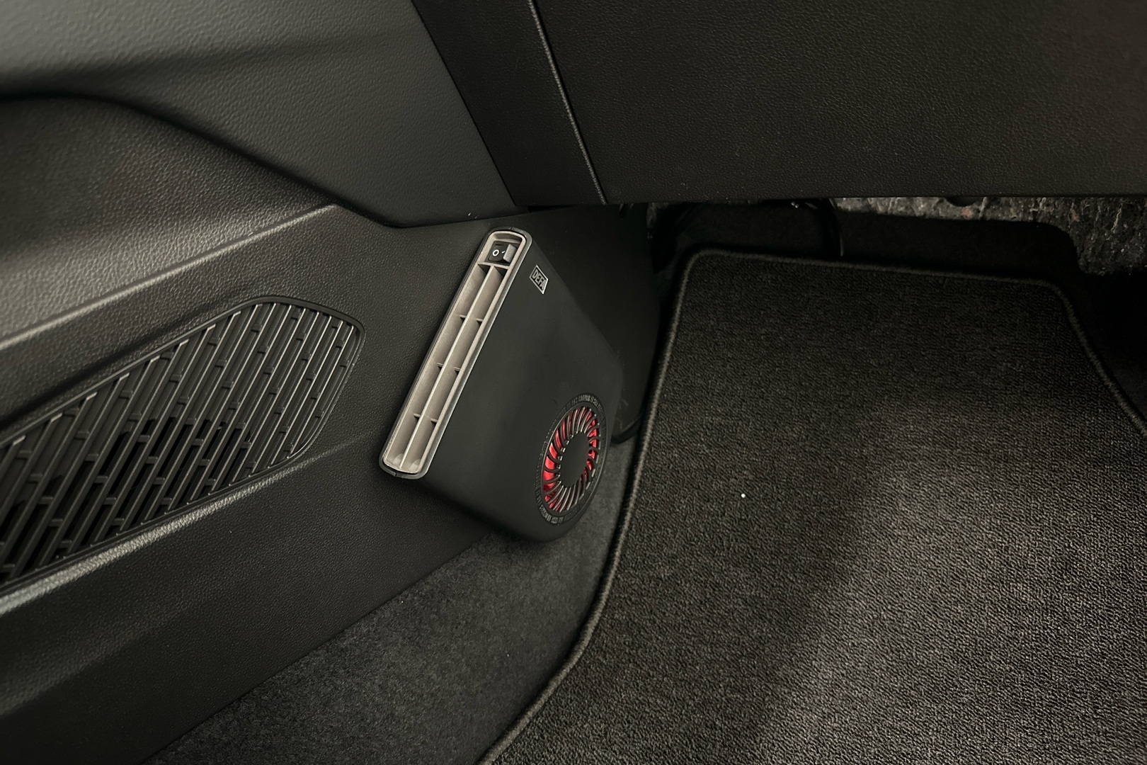 MITSUBISHI COLT 2025