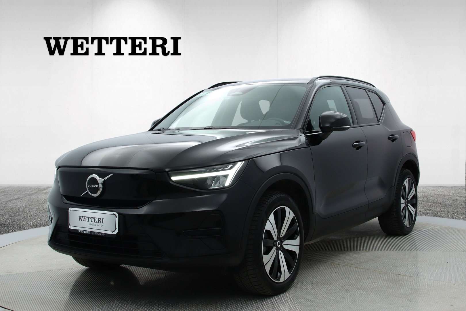 VOLVO XC40 2023