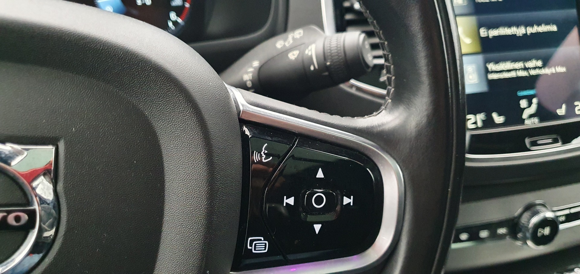 VOLVO XC90 2017
