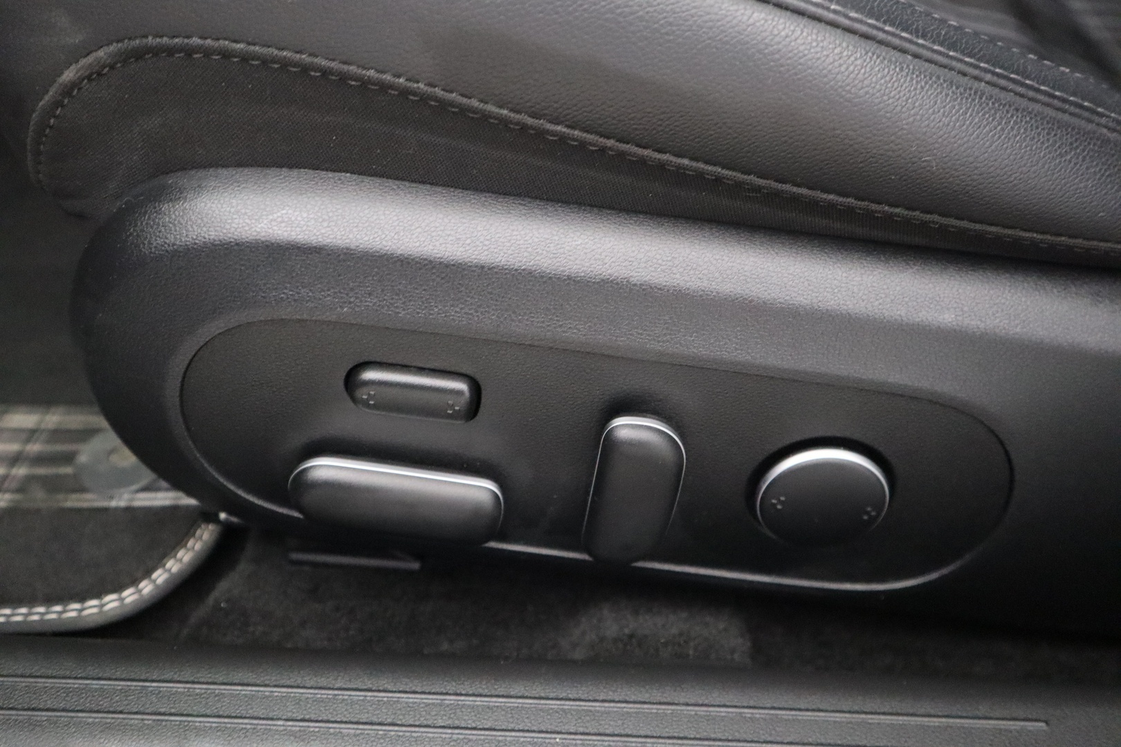 HYUNDAI IONIQ 6 2023