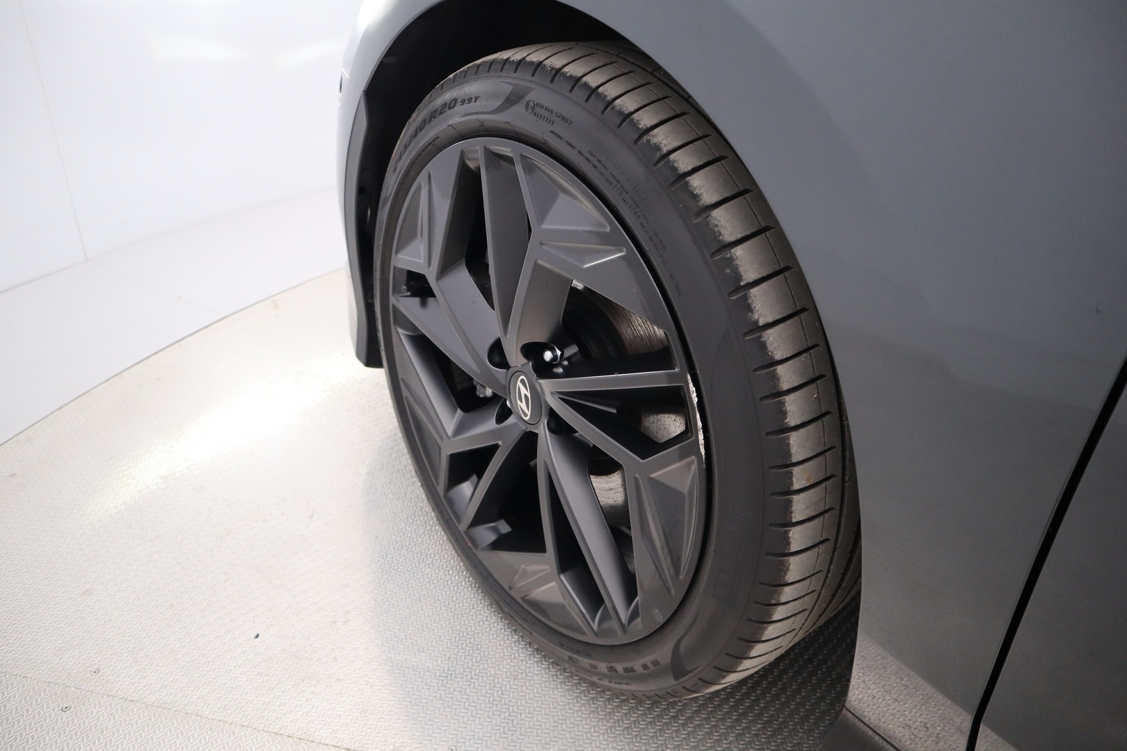 HYUNDAI IONIQ 6 2023