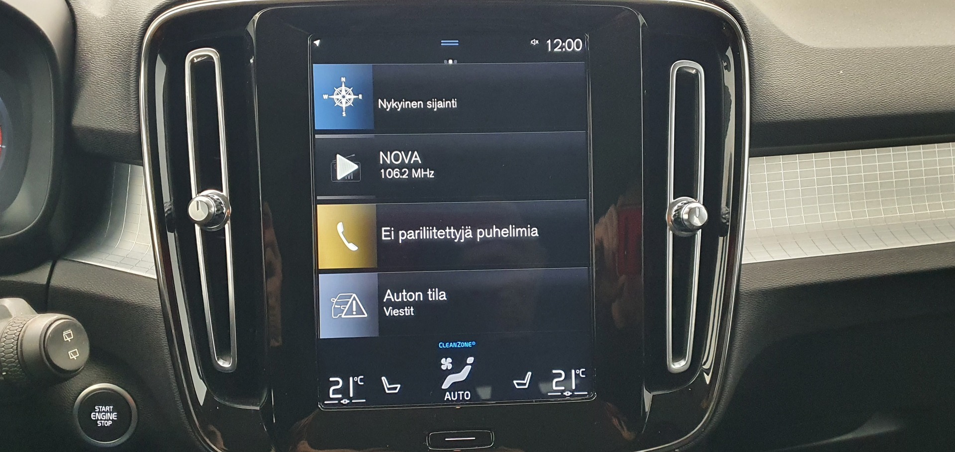 VOLVO XC40 2019