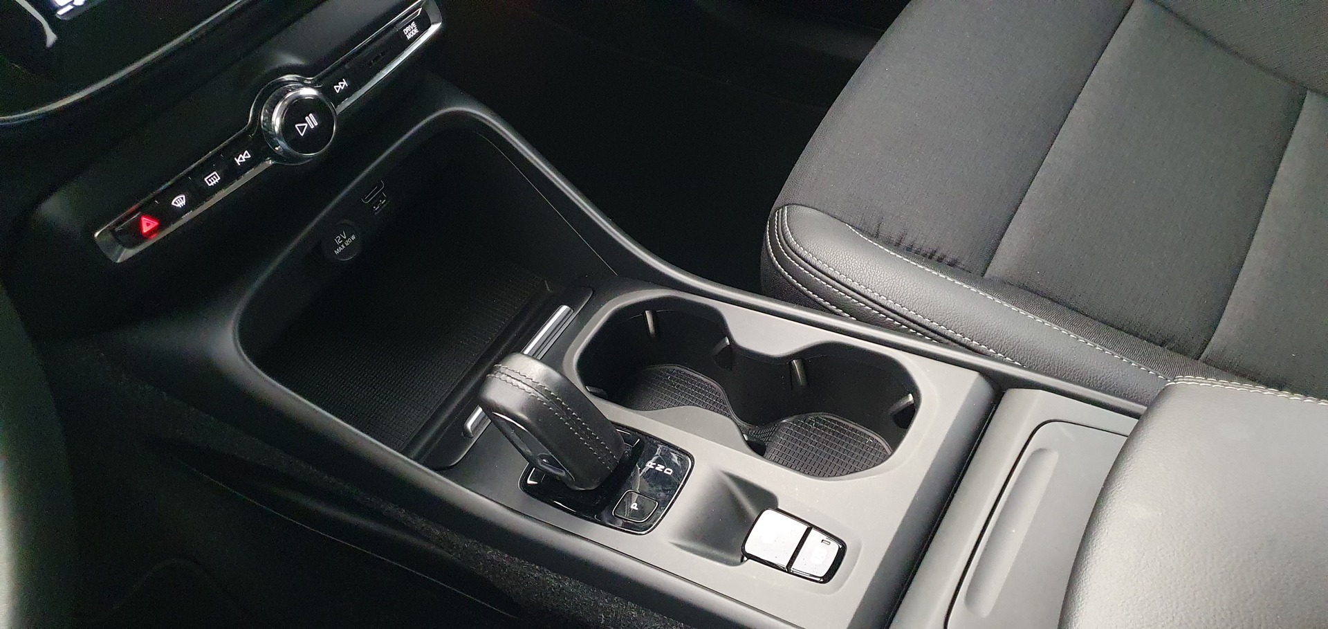 VOLVO XC40 2019