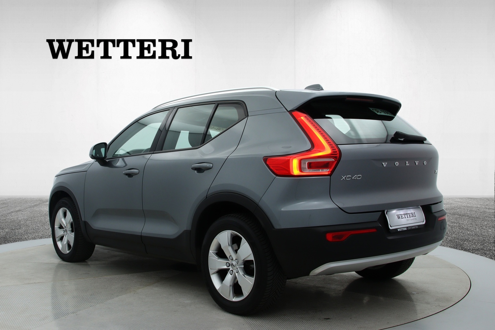 VOLVO XC40 2019