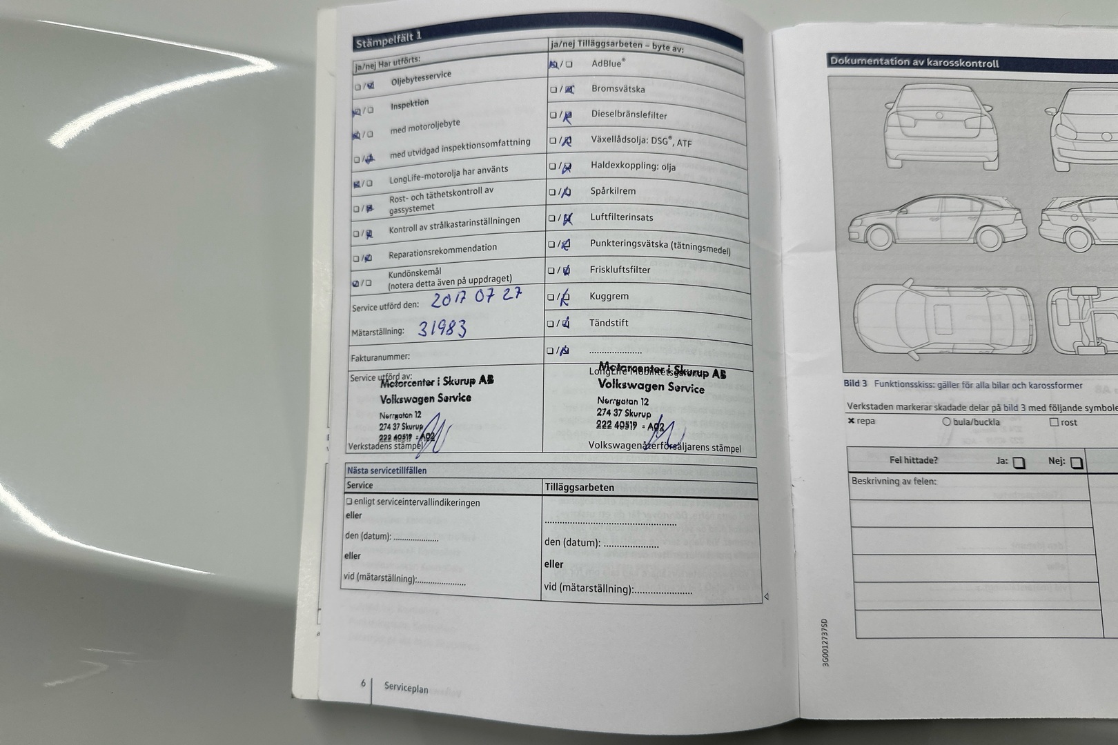 VOLKSWAGEN Touareg 2016