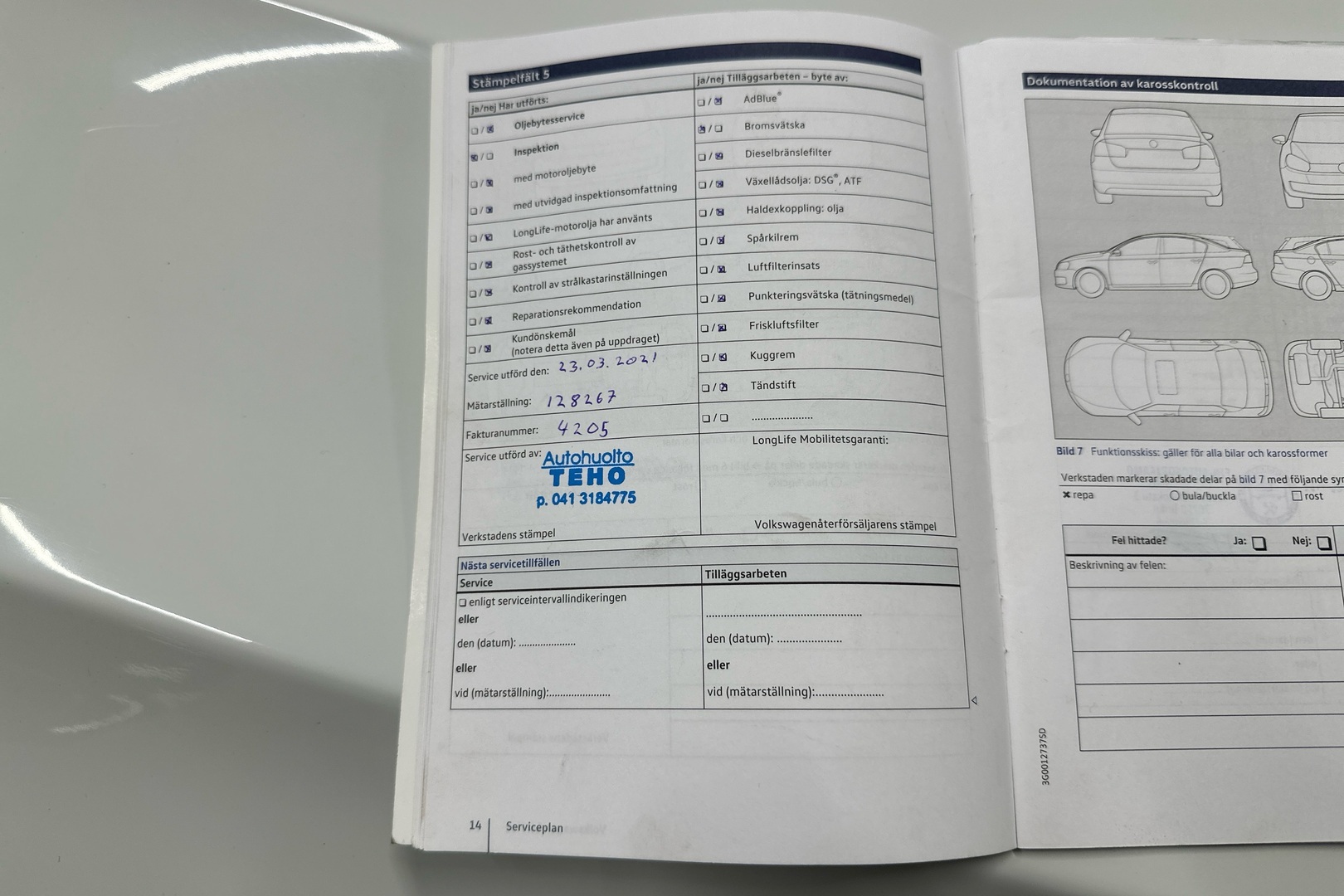 VOLKSWAGEN Touareg 2016