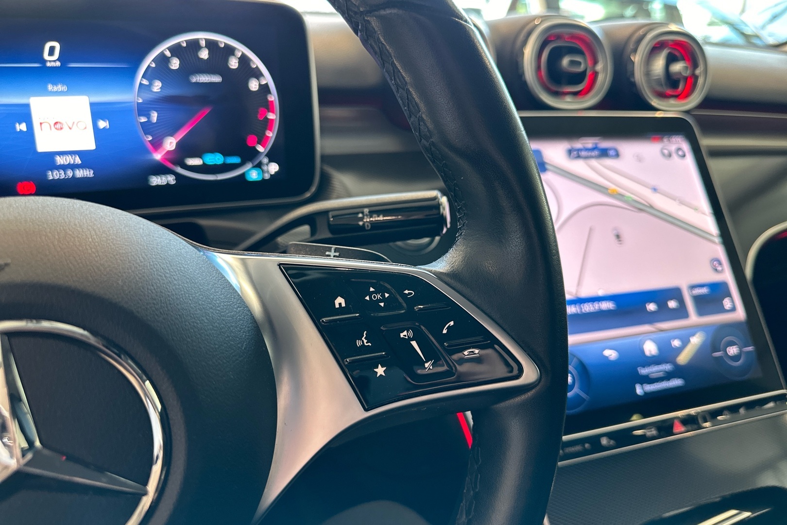 MERCEDES-BENZ C 2022
