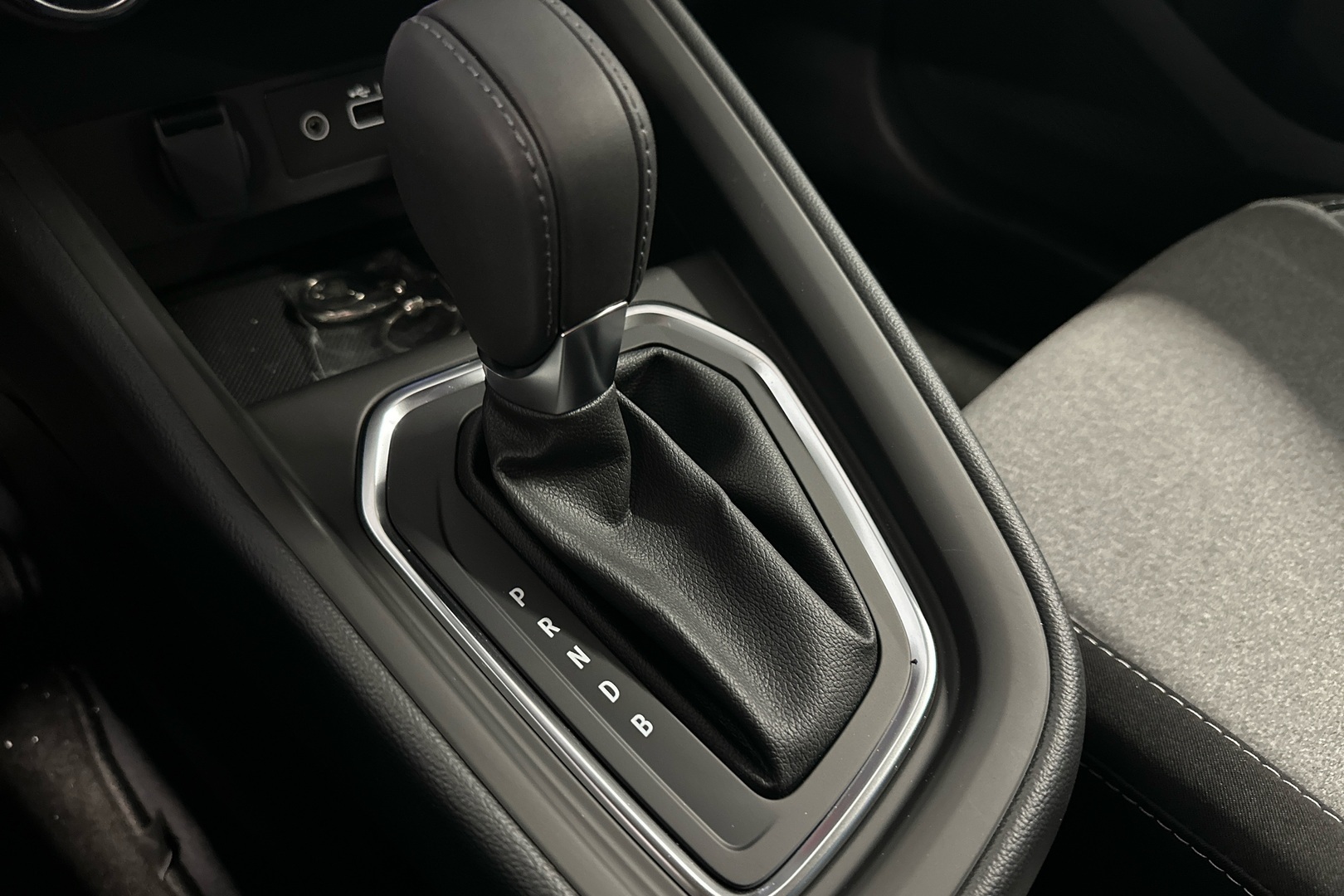 MITSUBISHI Colt 2025