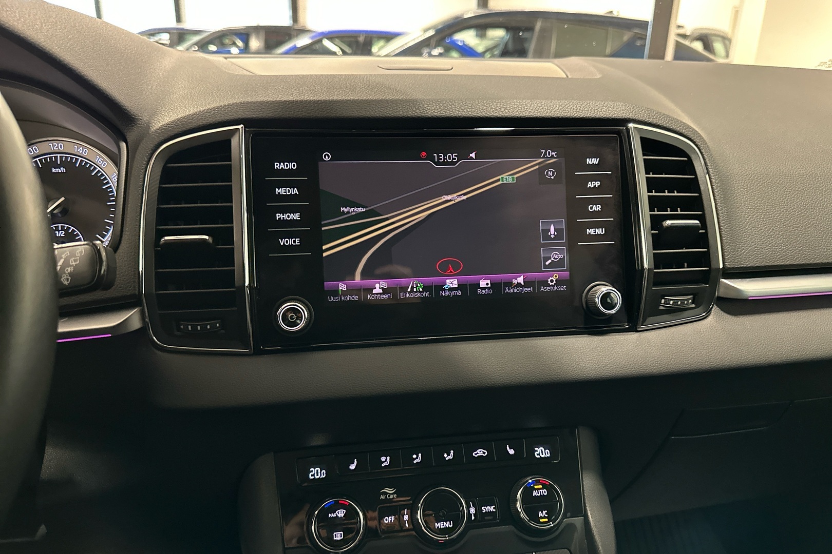 SKODA Karoq 2019