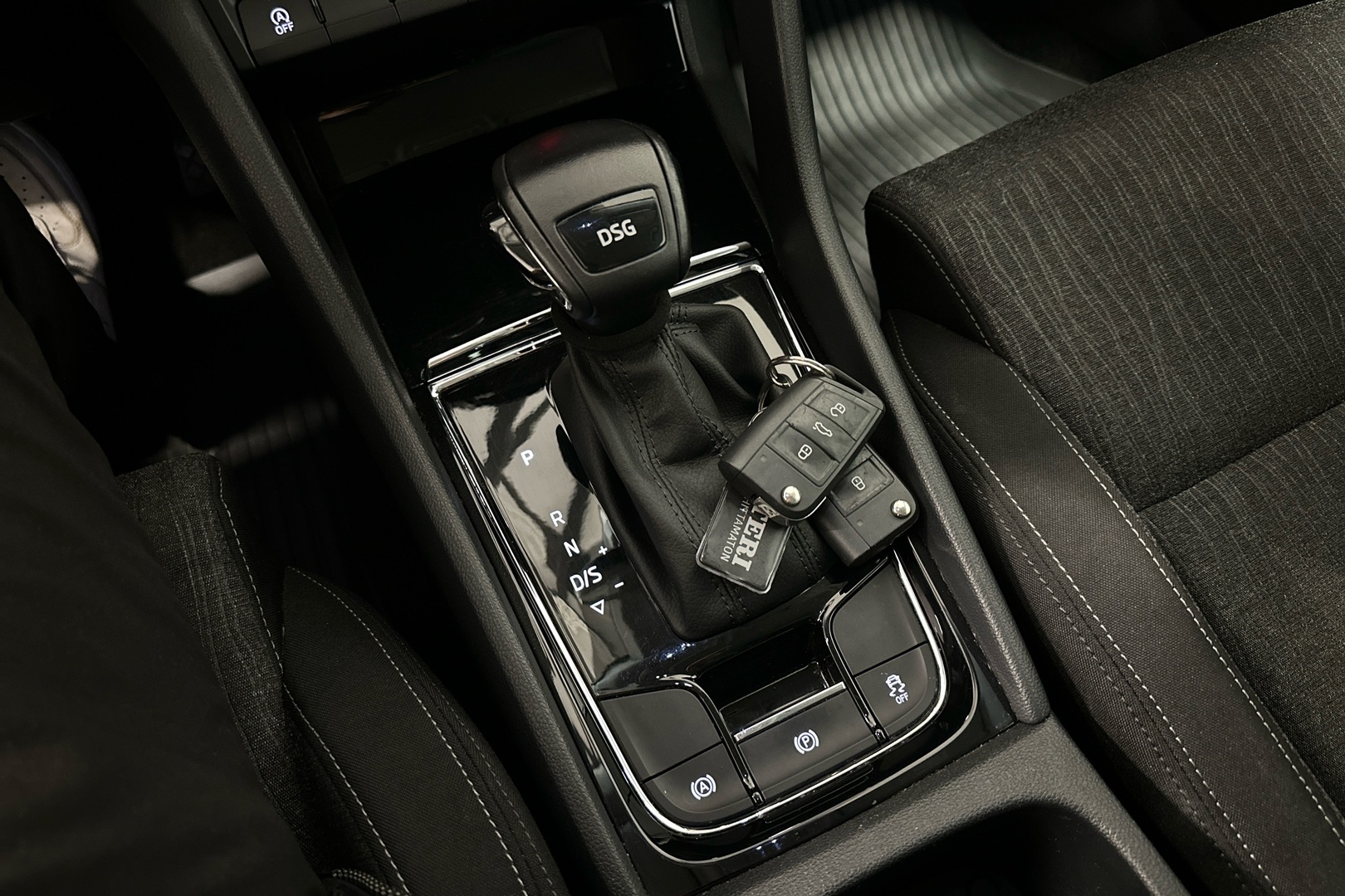 SKODA Karoq 2019