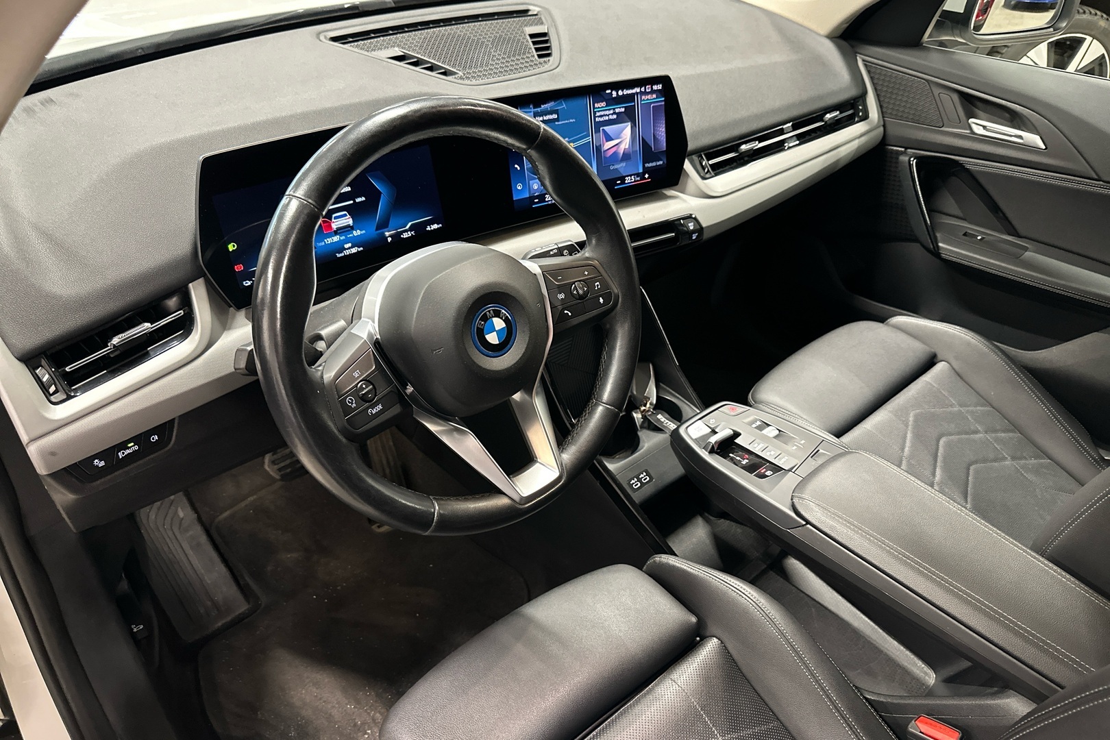 BMW iX1 2023