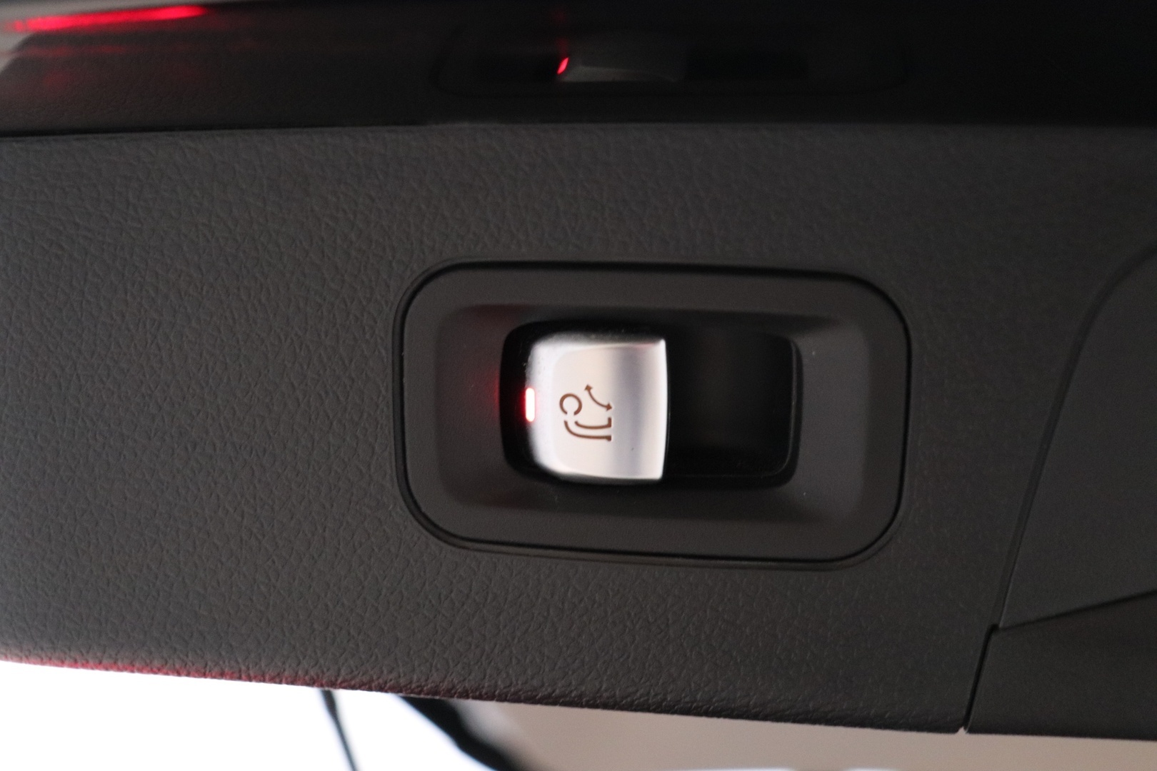 MERCEDES-BENZ GLC 2021