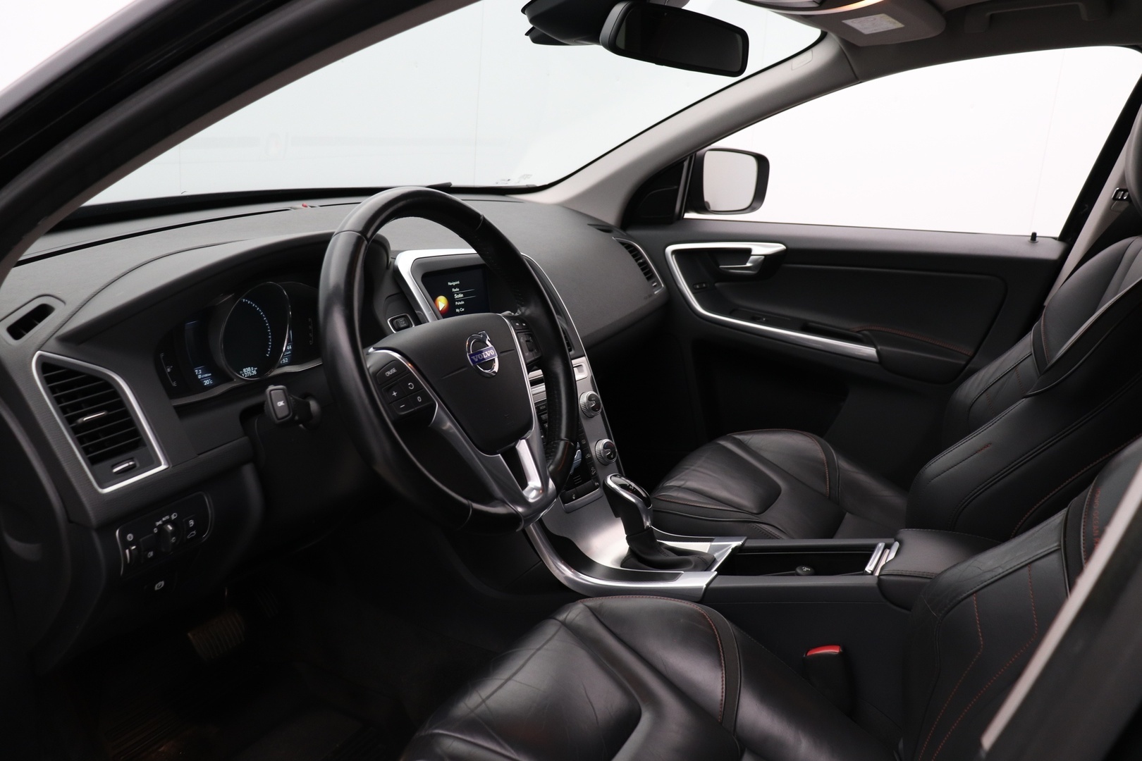 VOLVO XC60 2015