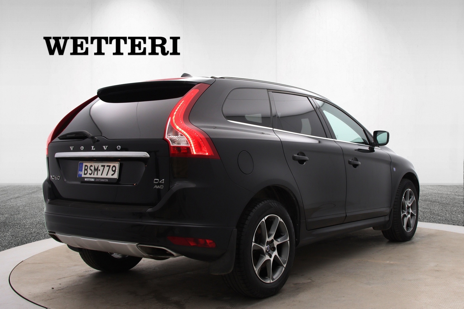 VOLVO XC60 2015
