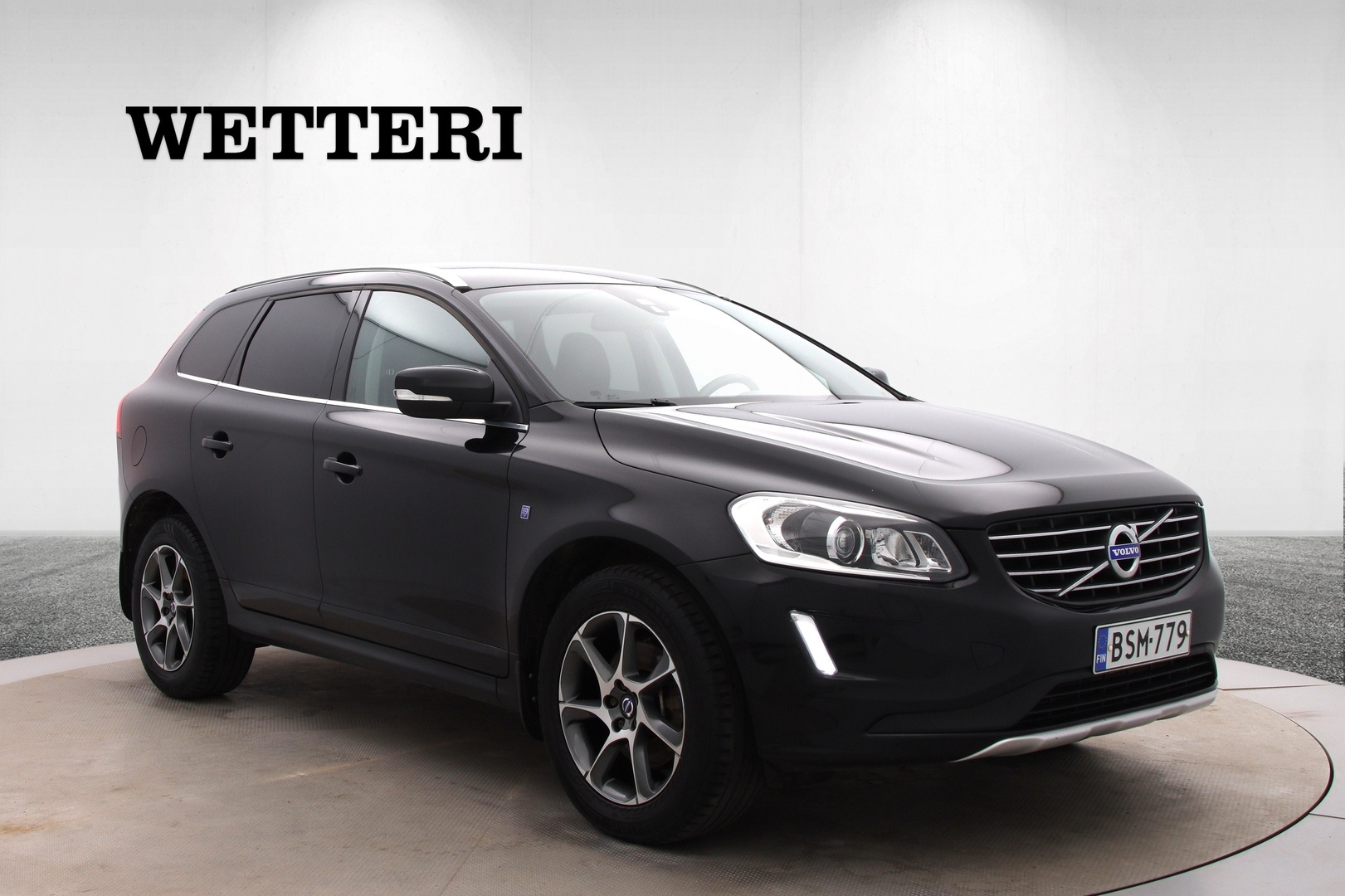 VOLVO XC60 2015