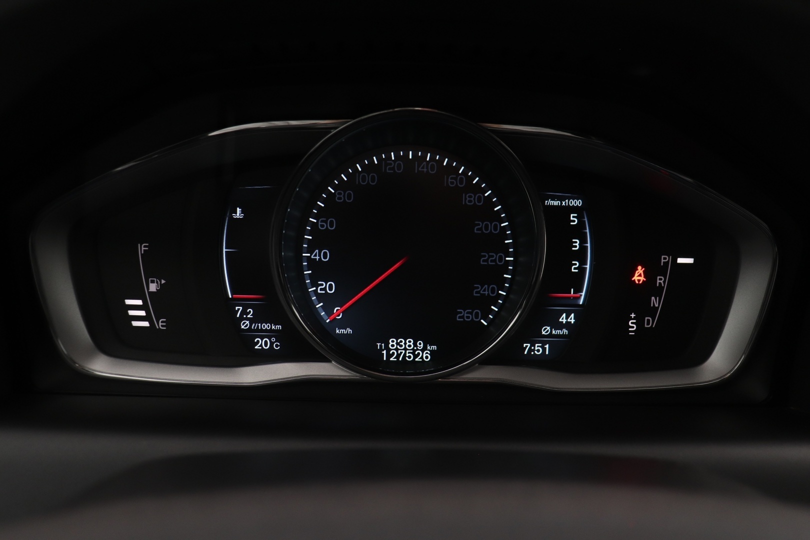 VOLVO XC60 2015