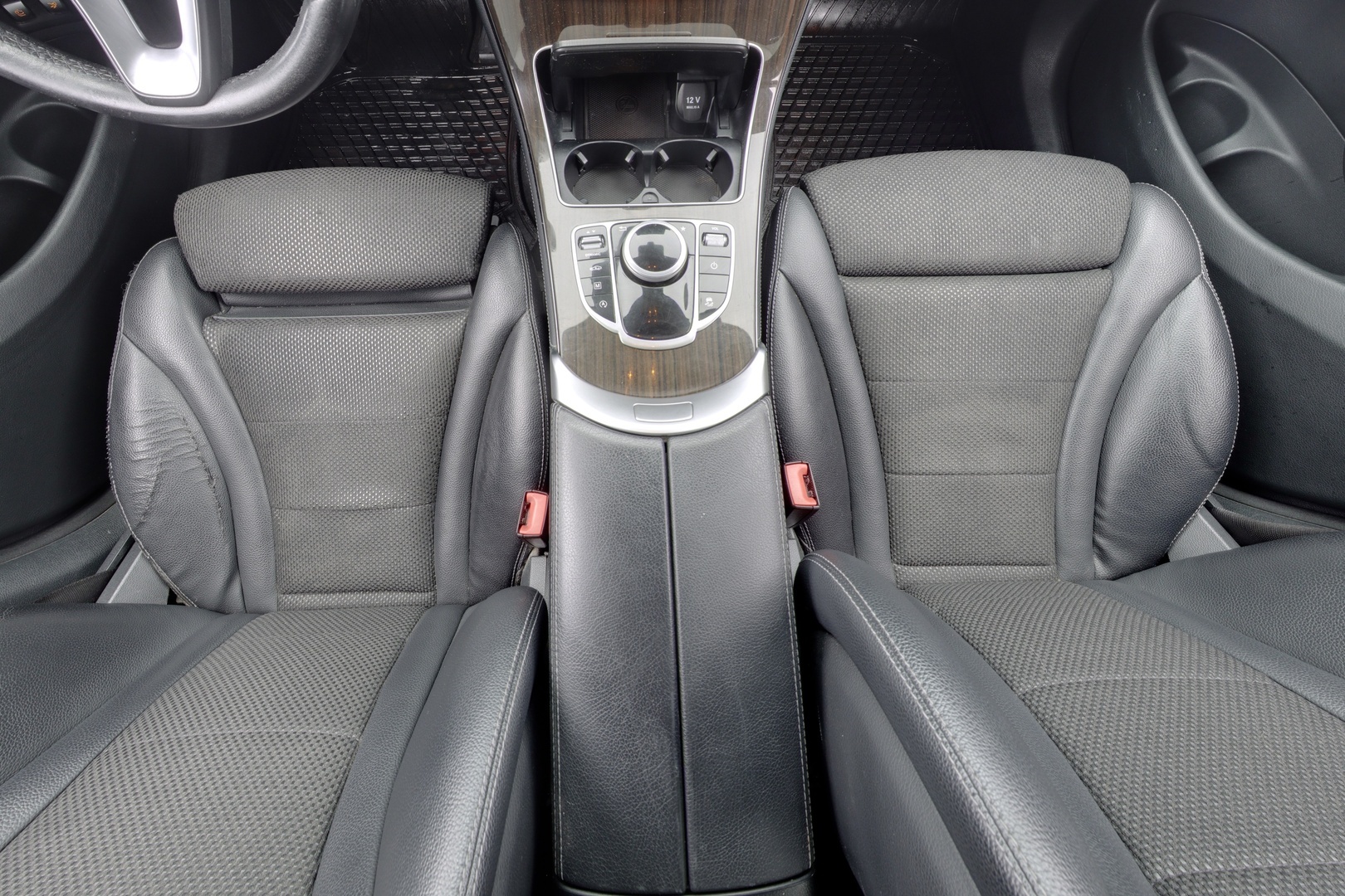MERCEDES-BENZ GLC 2016