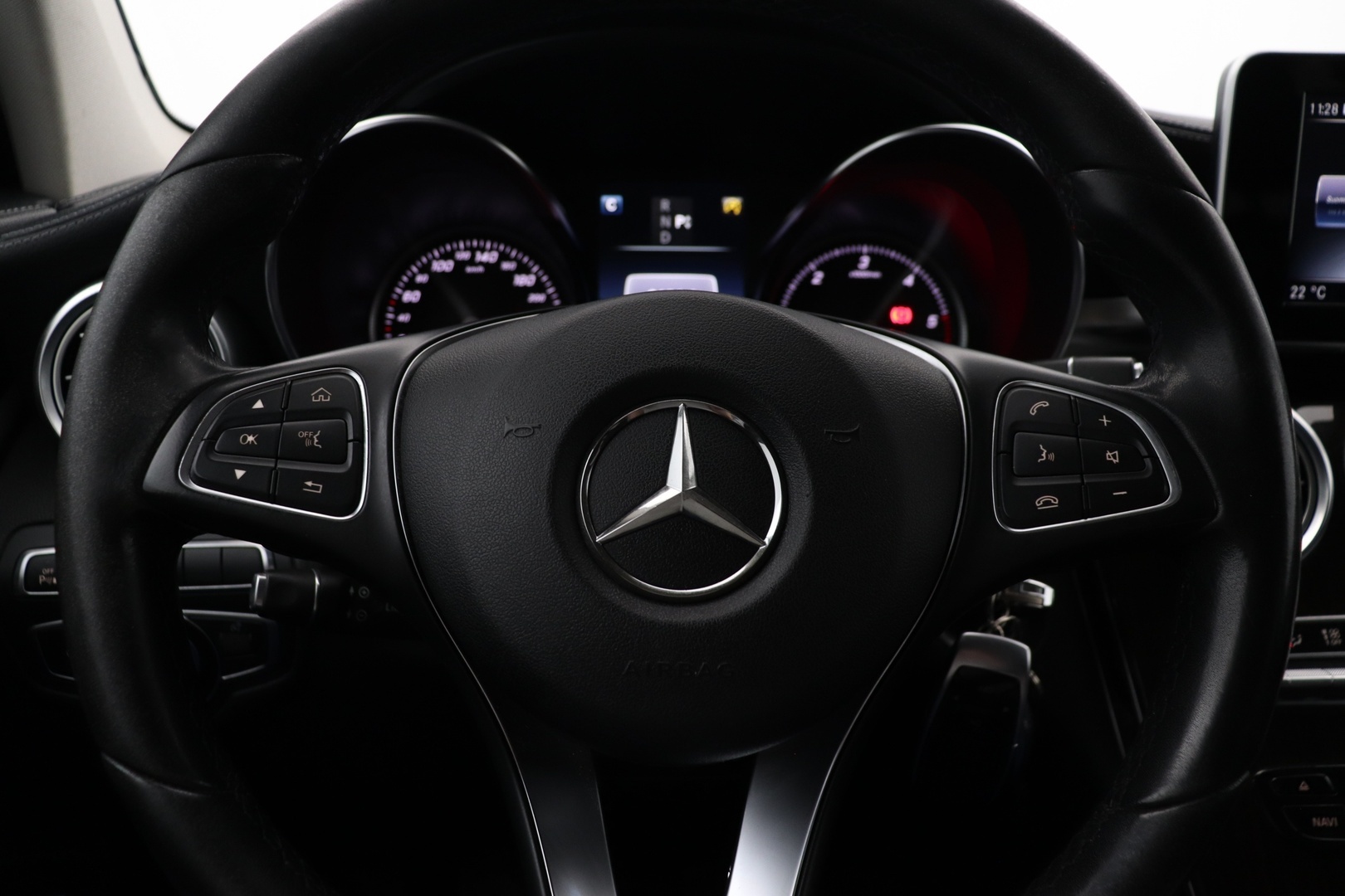 MERCEDES-BENZ GLC 2016