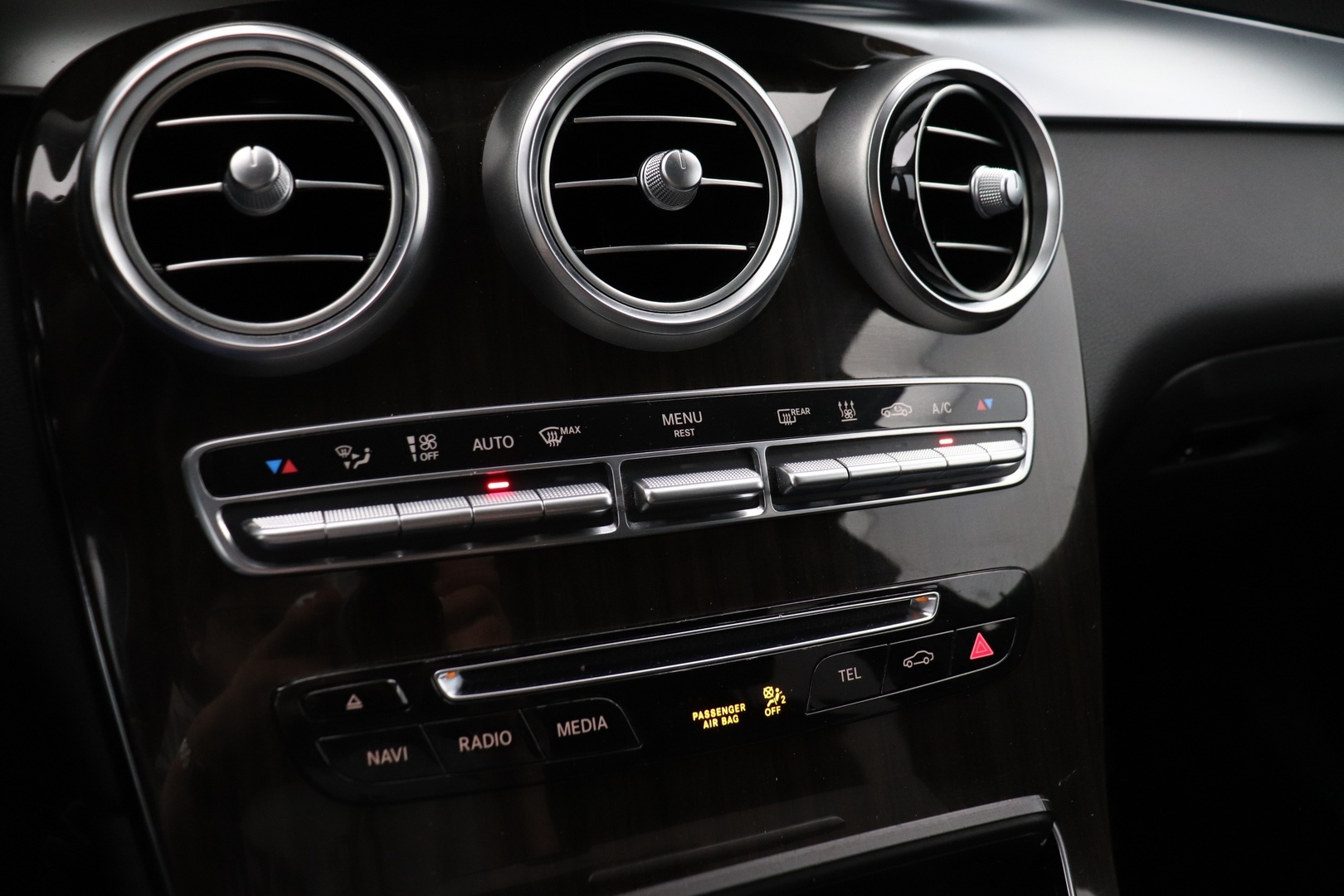 MERCEDES-BENZ GLC 2016