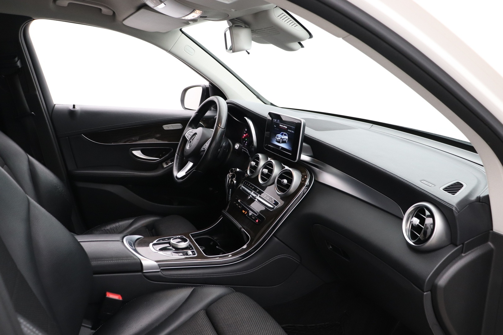 MERCEDES-BENZ GLC 2016