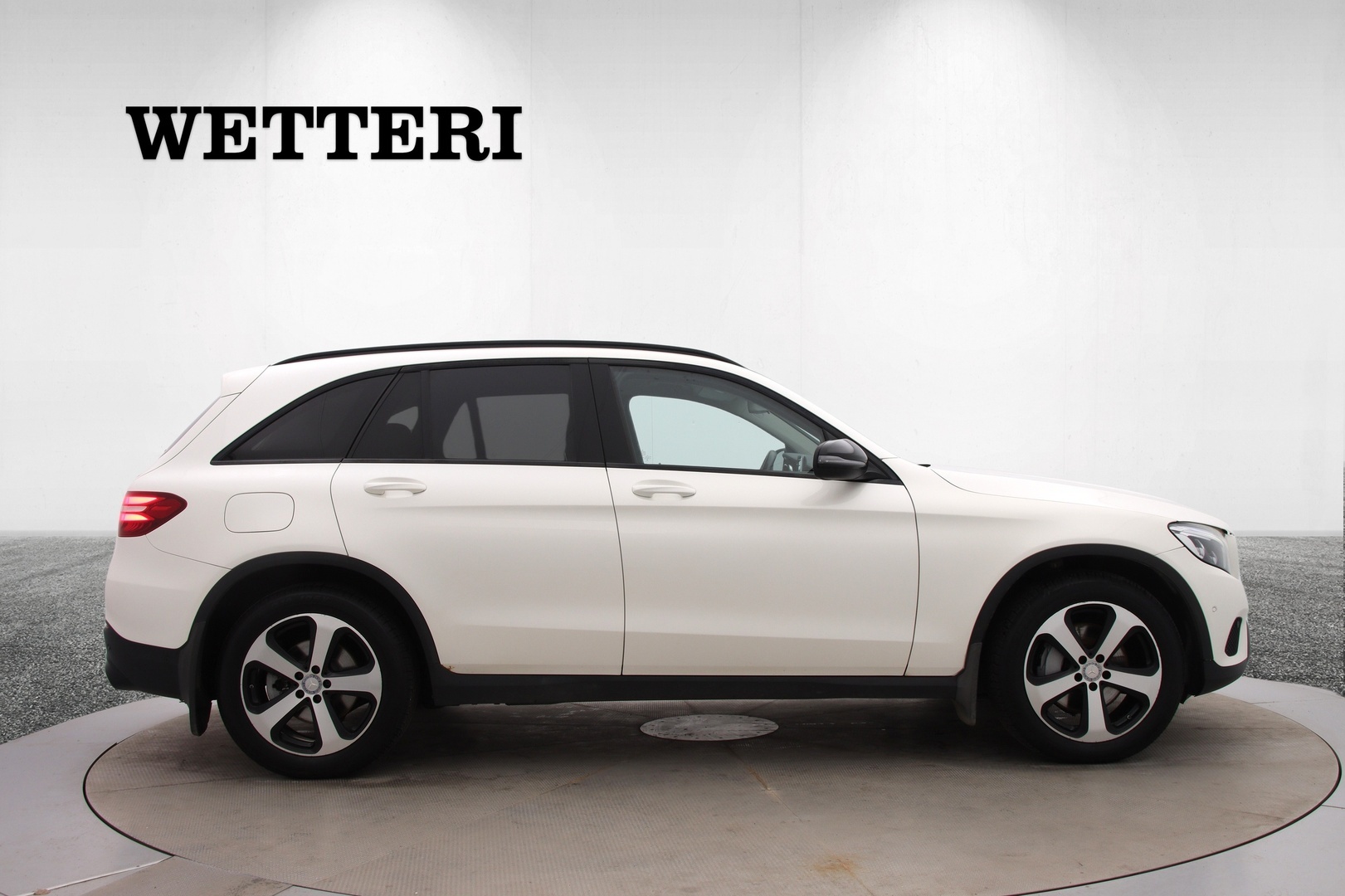 MERCEDES-BENZ GLC 2016
