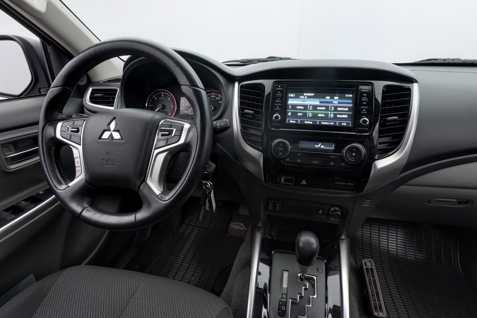 MITSUBISHI L200 2018