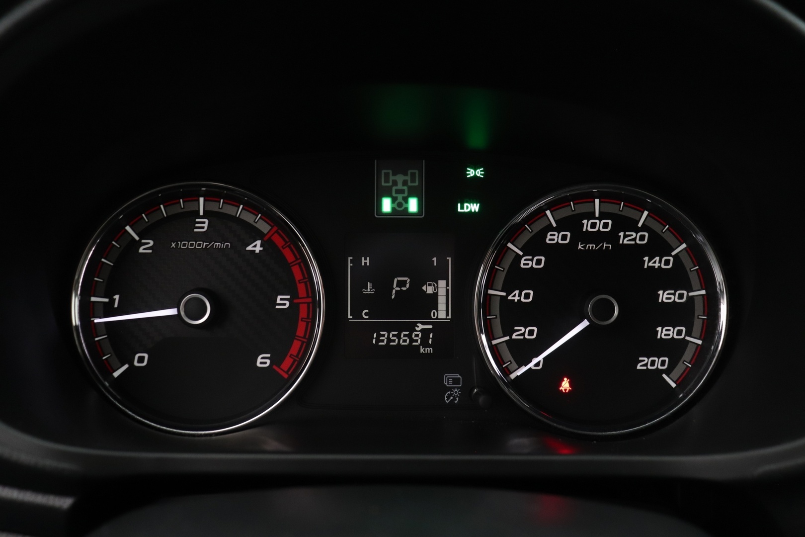 MITSUBISHI L200 2018