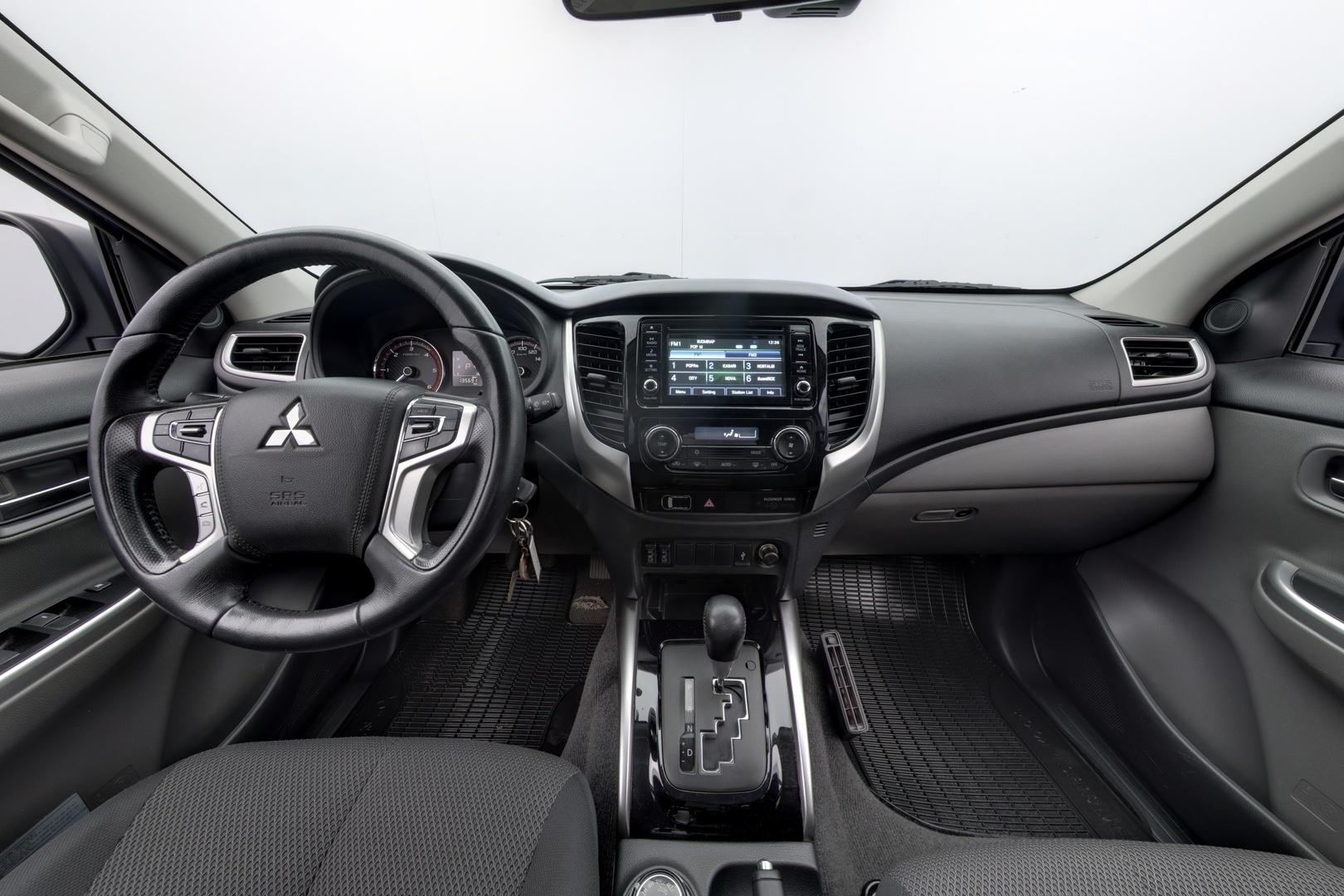 MITSUBISHI L200 2018