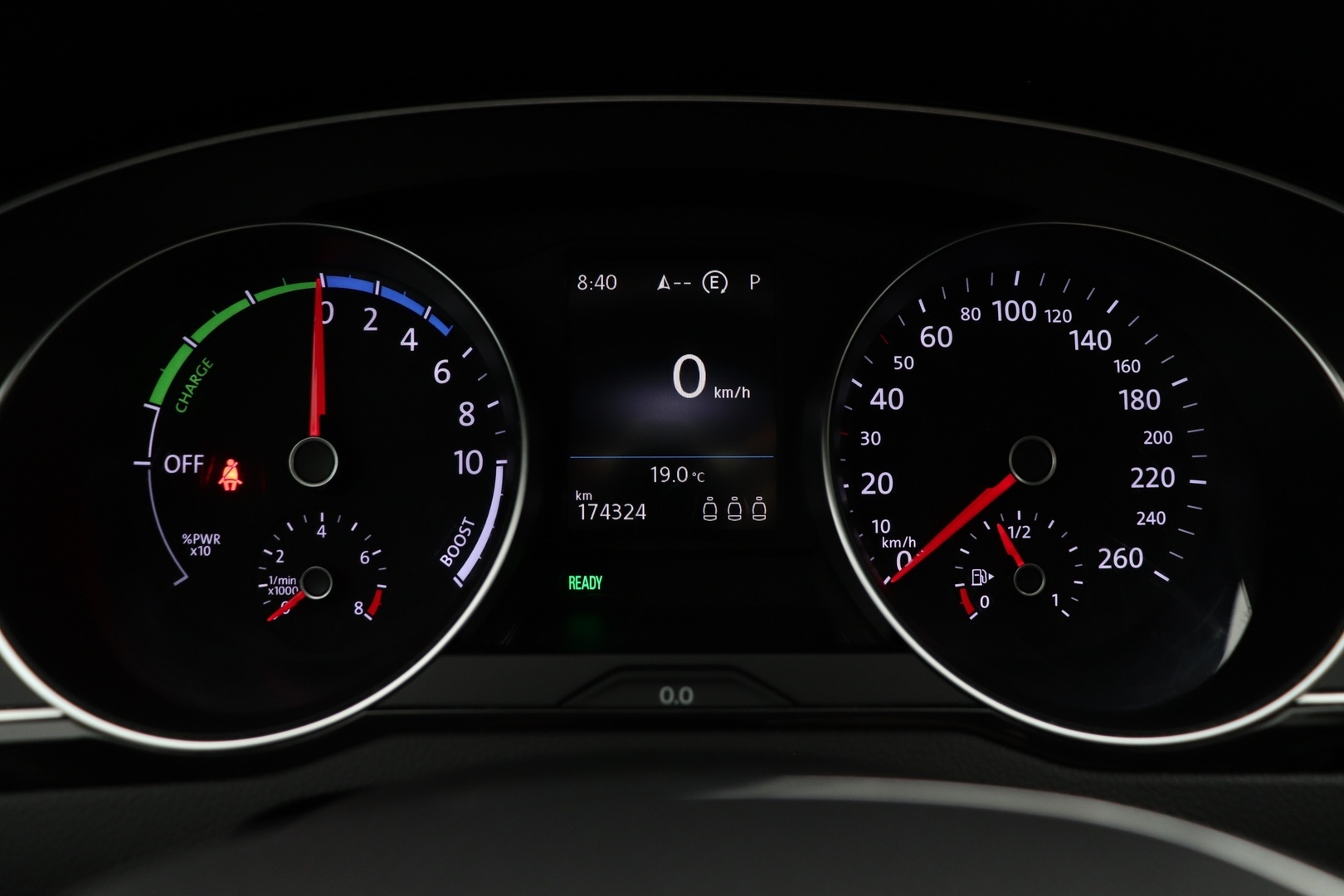 VOLKSWAGEN Passat 12