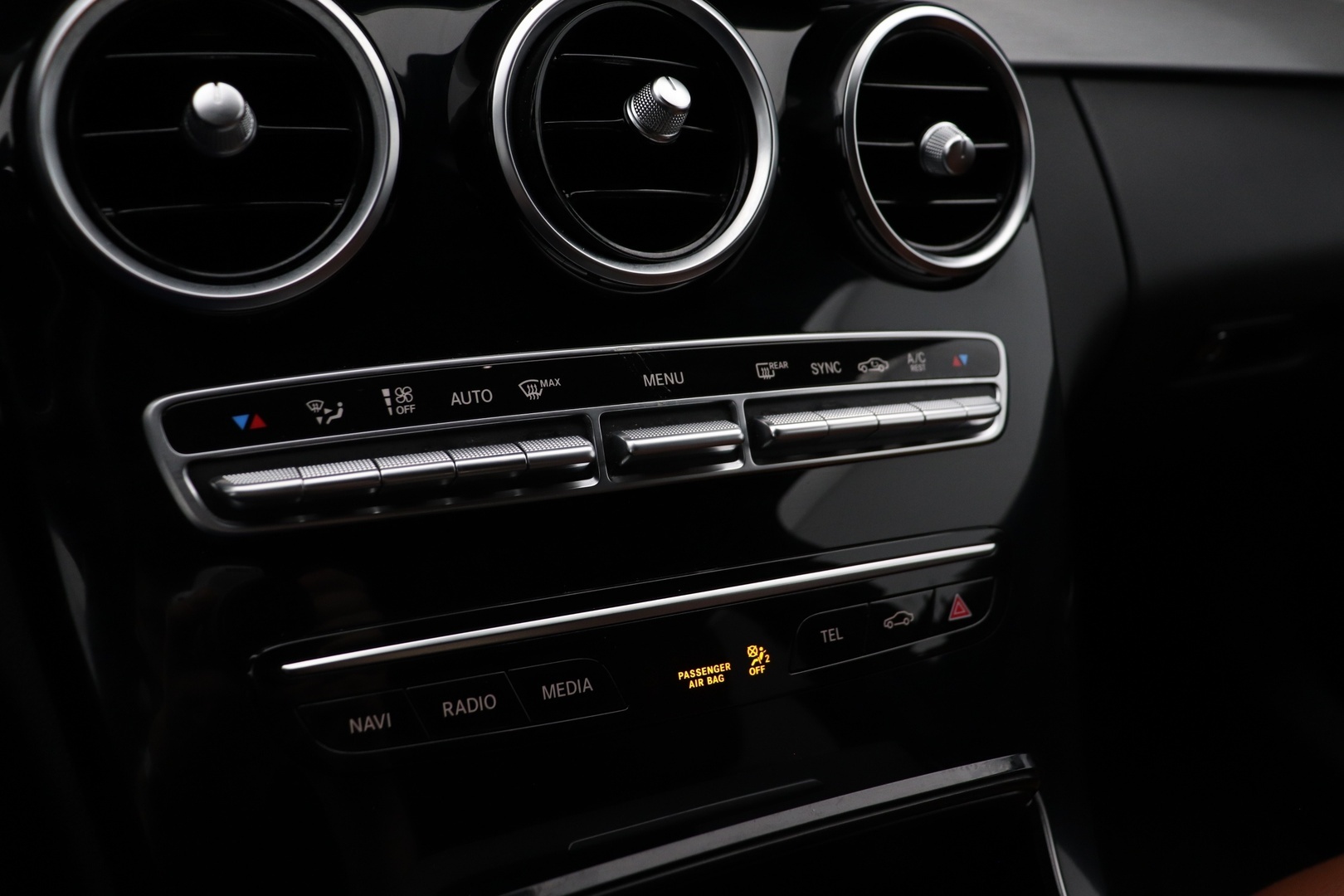 MERCEDES-BENZ C 2020