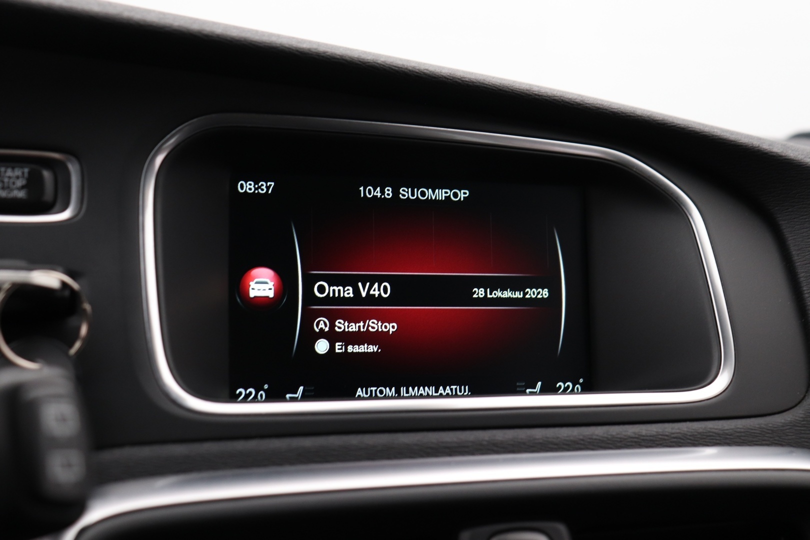 VOLVO V40 2015