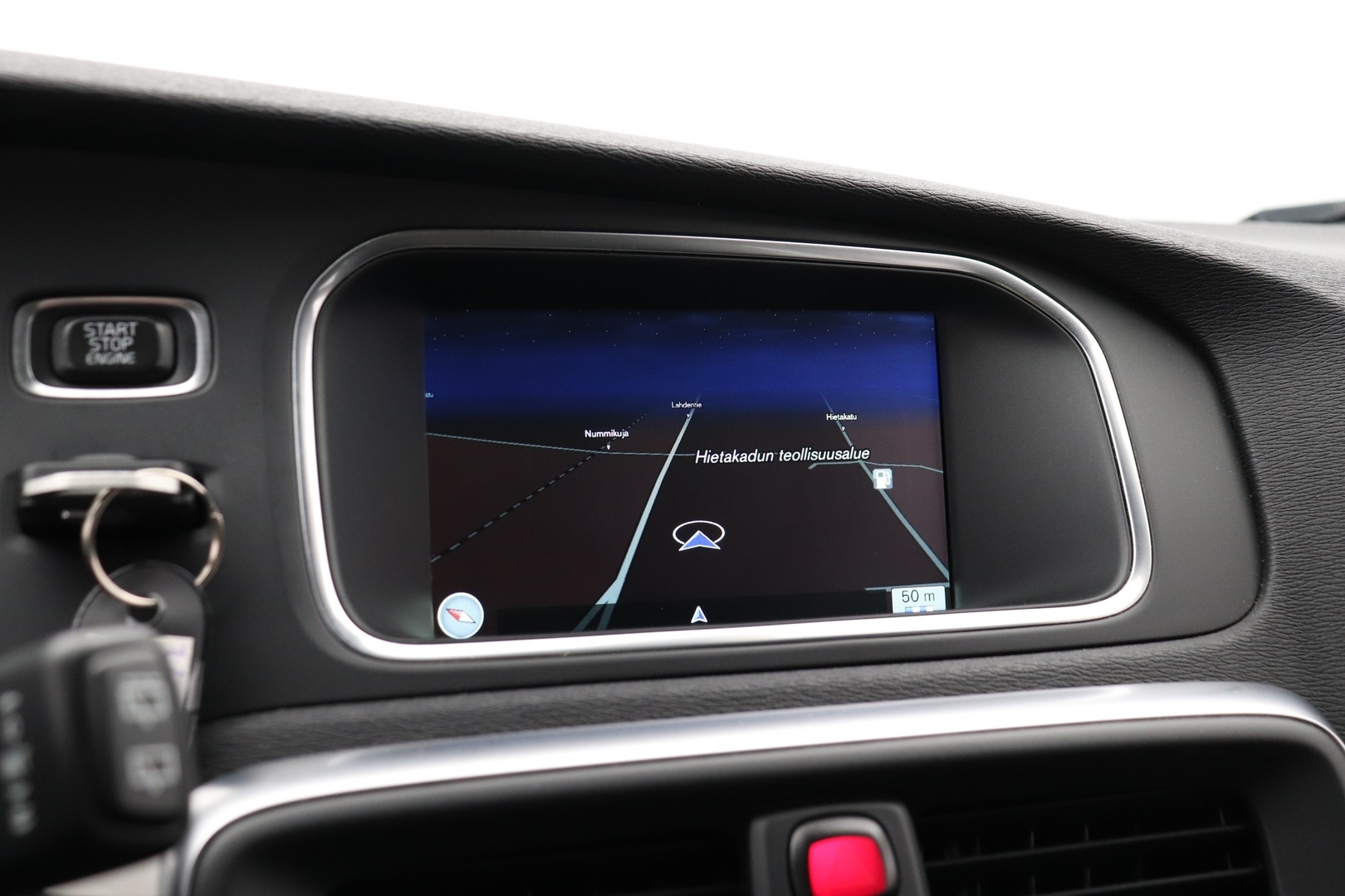 VOLVO V40 2015