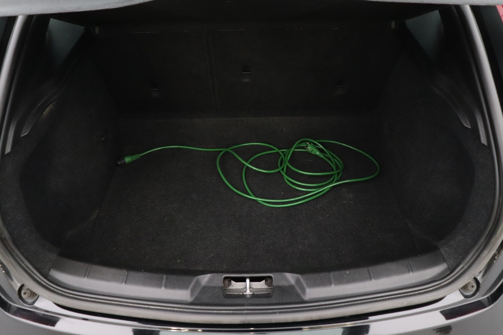 VOLVO V40 2015