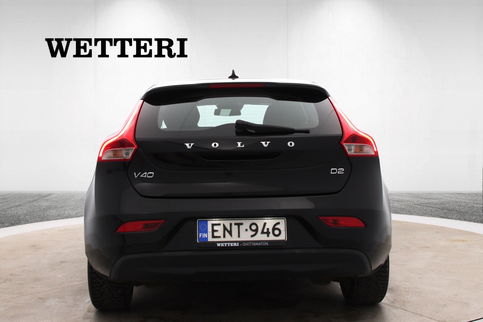 VOLVO V40 2015