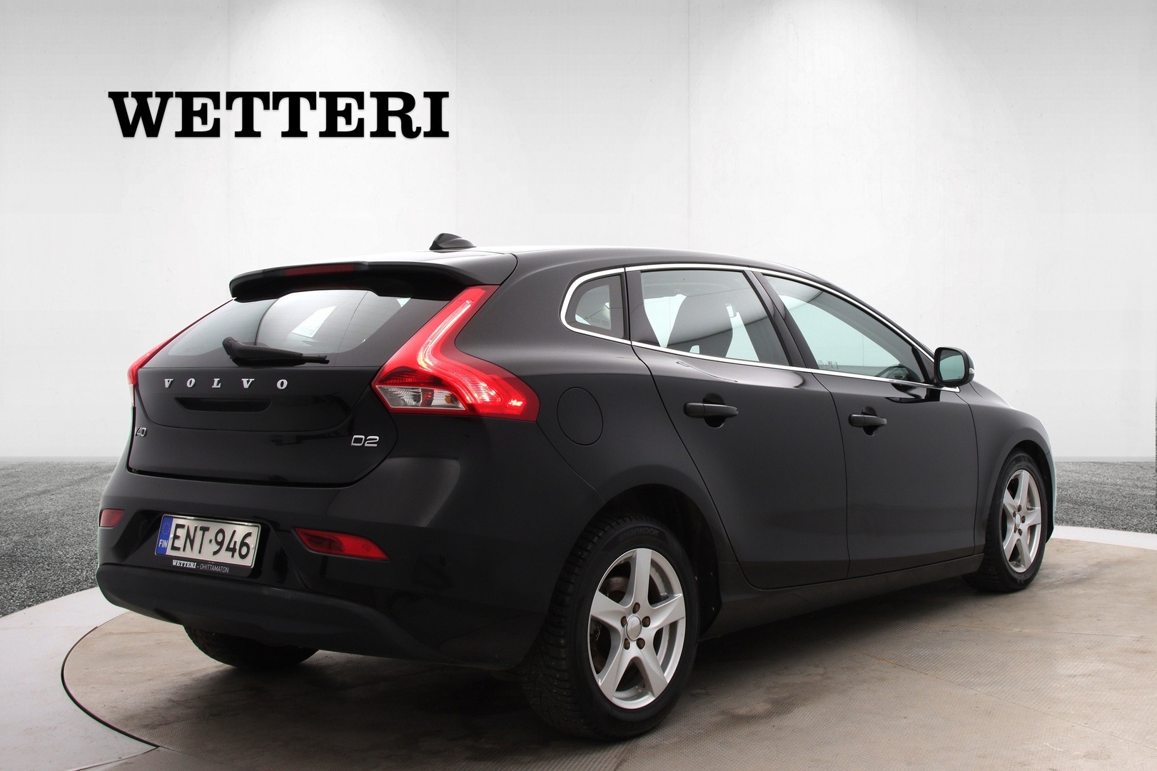 VOLVO V40 2015